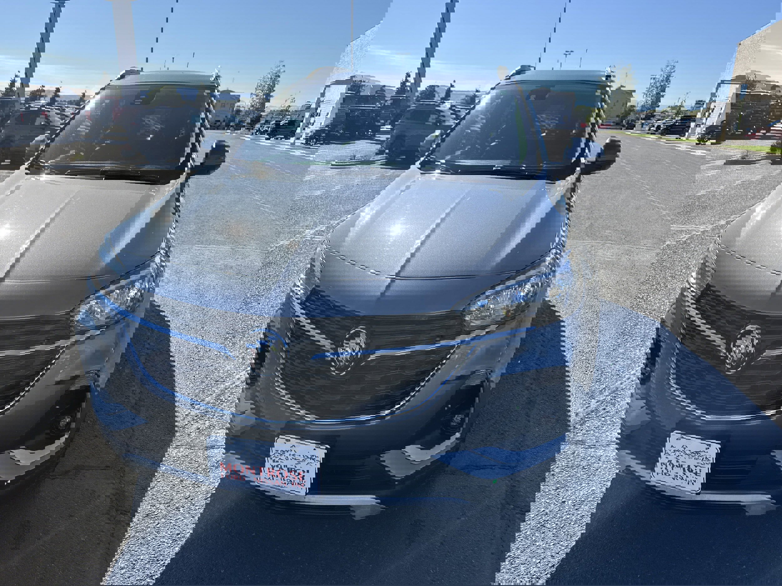 Used 2022 Buick Encore GX Select image 2