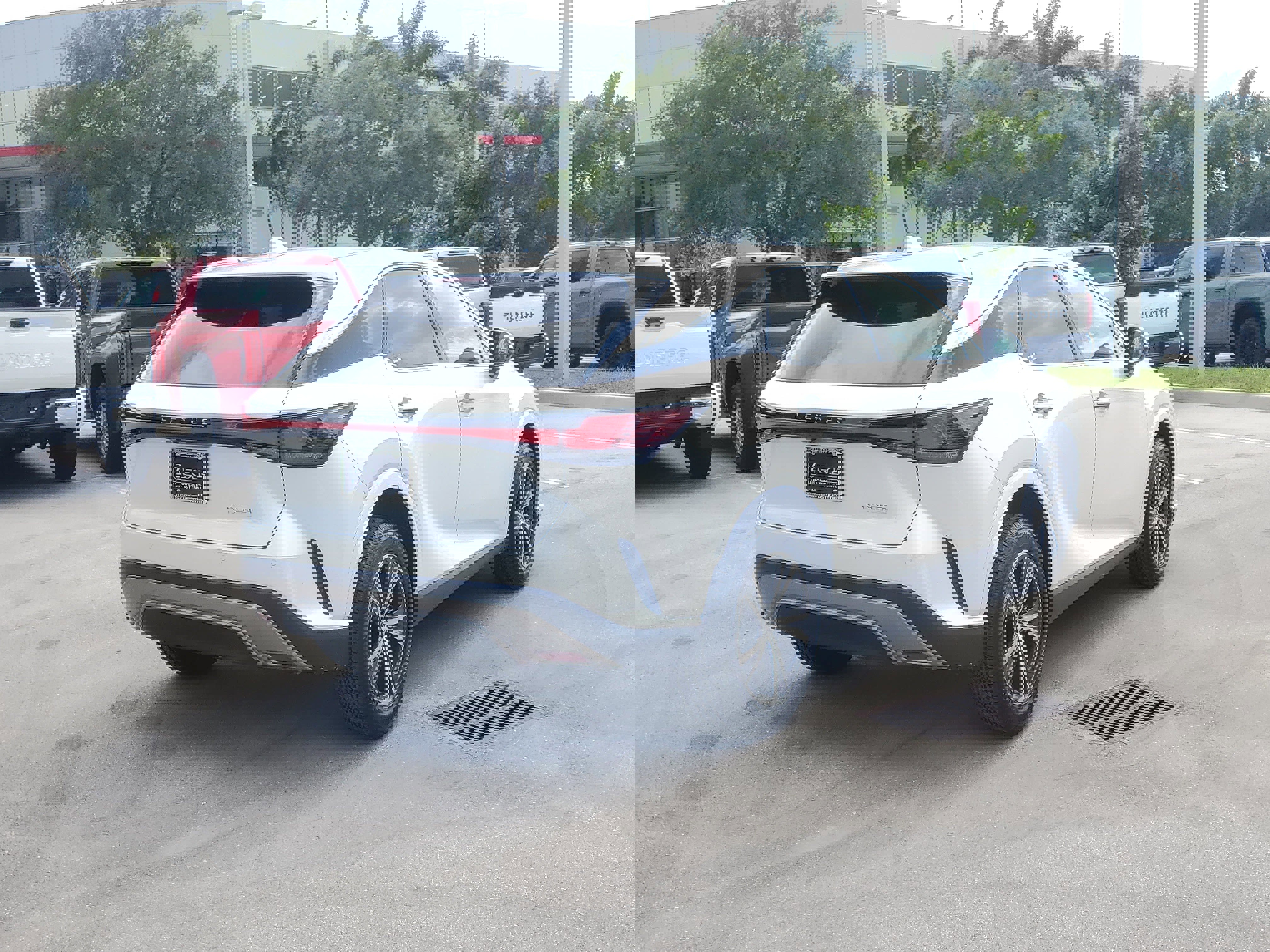 Used 2024 Lexus RX 350 FWD w/ Technology Package image 11