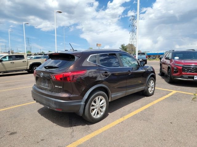 Used 2017 Nissan Rogue Sport SV w/ SV All-Weather Package AWD/4WD image 5