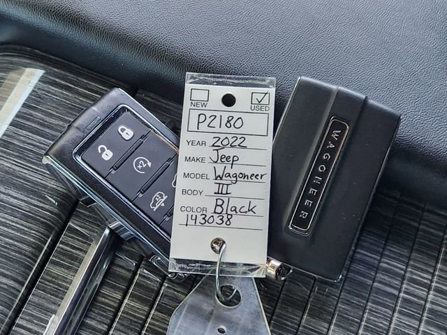 Certified 2022 Jeep Wagoneer Series III w/ Rear Seat Video Group 1 image 35