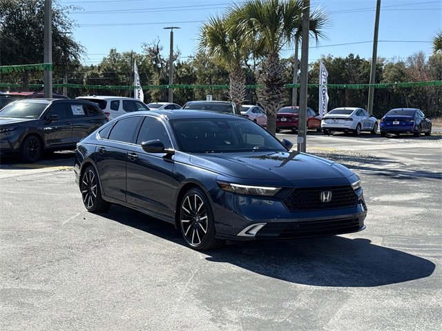 Used 2024 Honda Accord Touring image 2