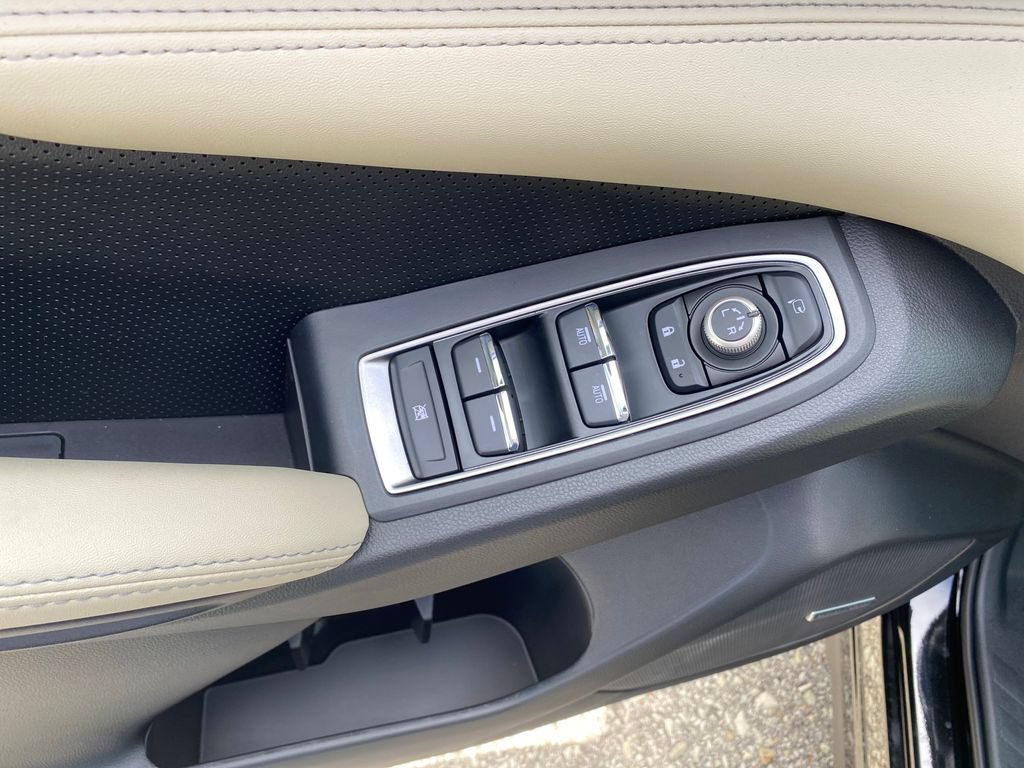 New 2026 Subaru Ascent Limited AWD/4WD image 9