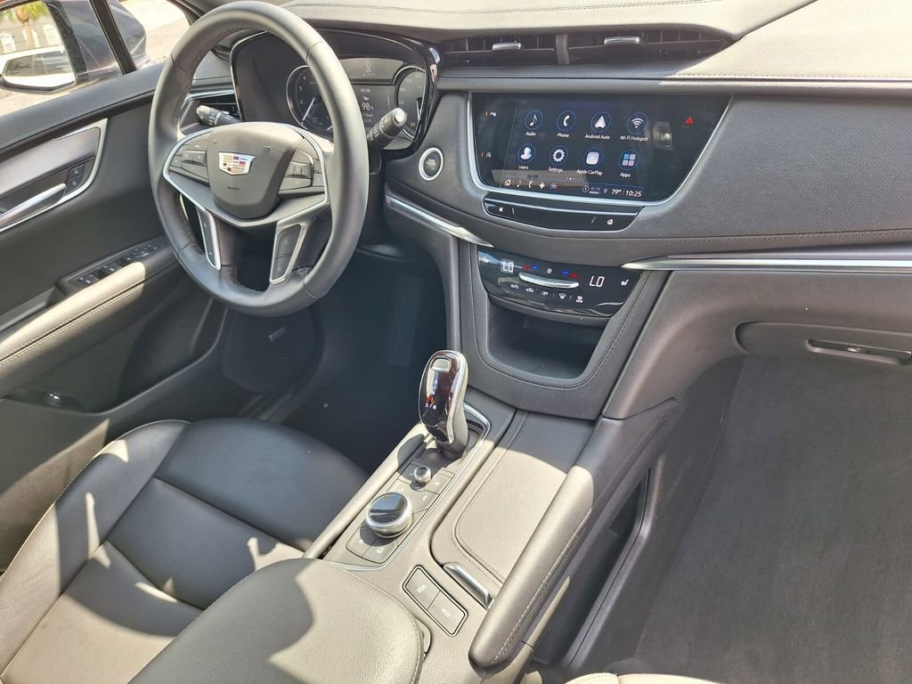Certified 2024 Cadillac XT5 Luxury FWD image 25