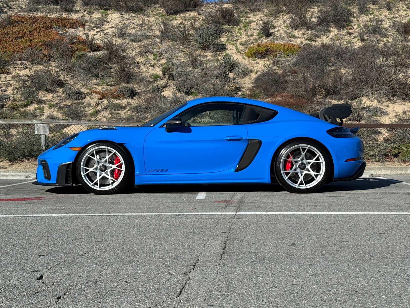 Certified 2025 Porsche 718 Cayman GT4 RS RWD image 2