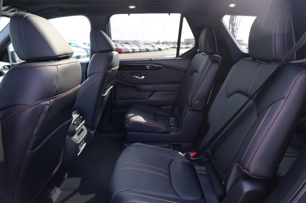 New 2026 Honda Pilot TrailSport image 29