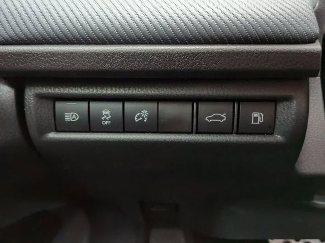 Used 2025 Toyota Camry SE w/ Convenience Package FWD image 27