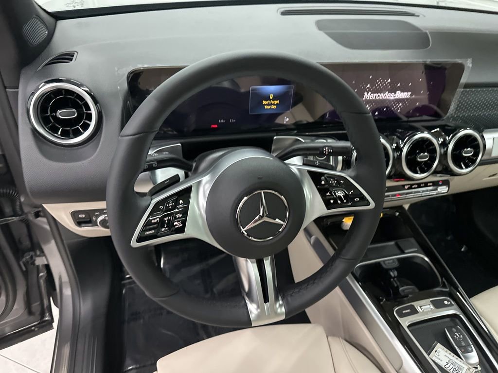 New 2026 Mercedes-Benz GLB 250 image 10