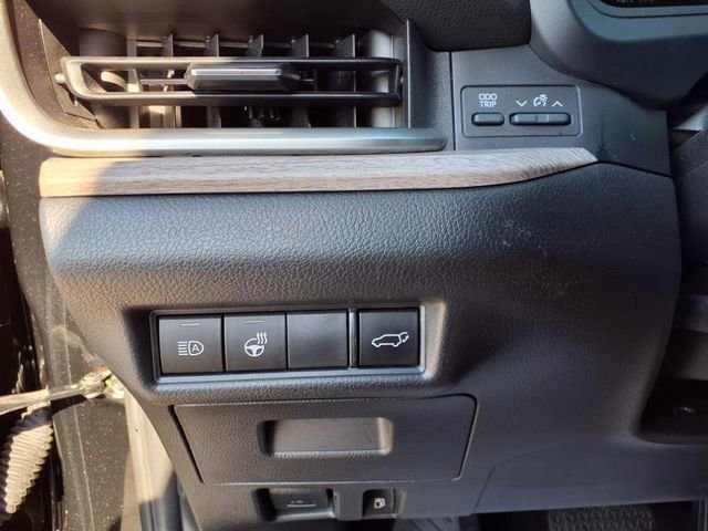 Used 2024 Toyota Grand Highlander Platinum image 28