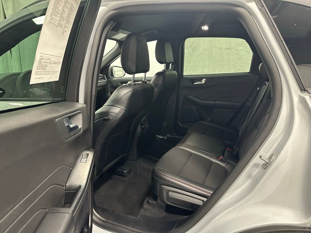 Used 2025 Ford Escape ST-Line AWD/4WD image 40