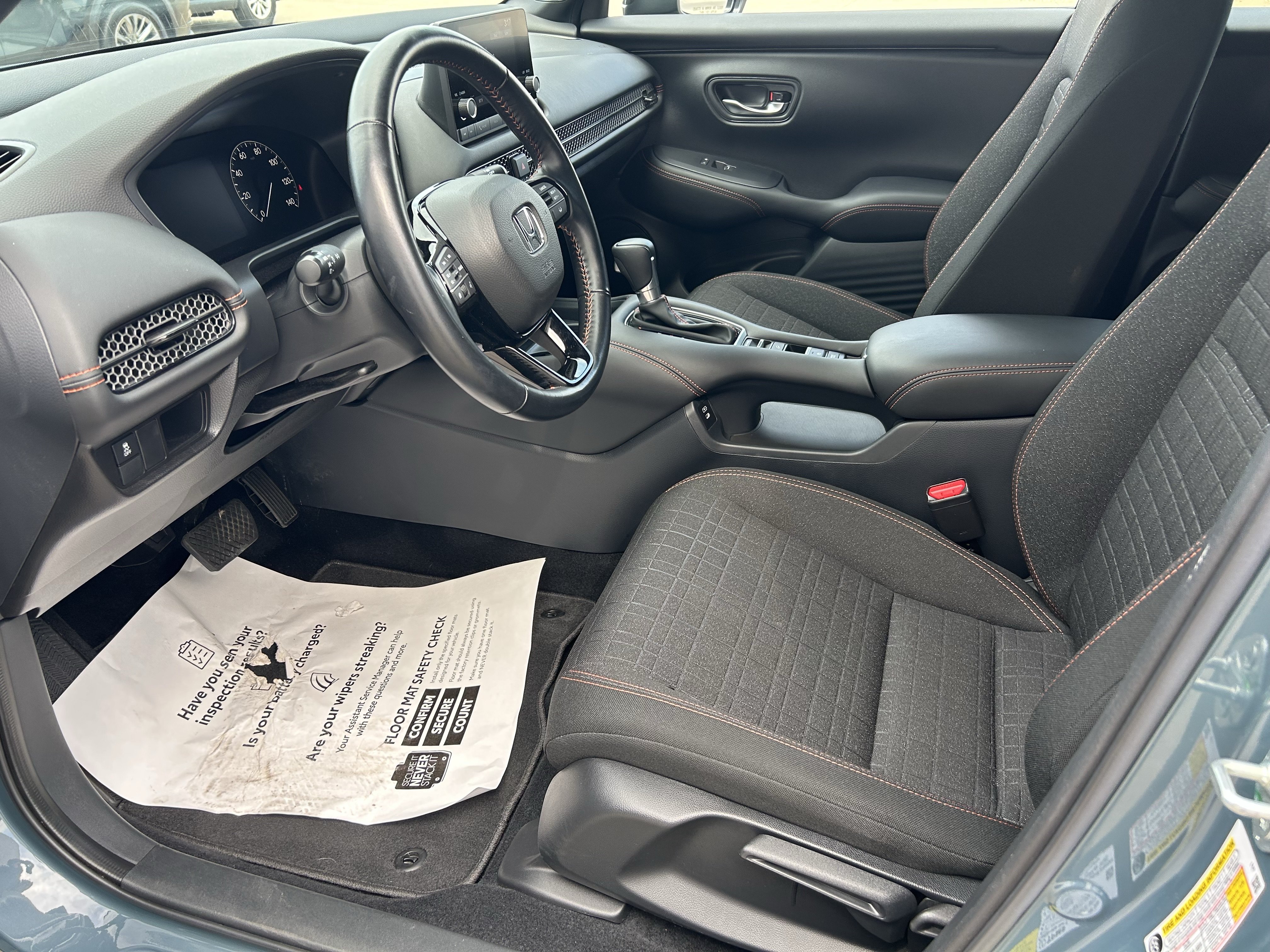 Used 2025 Honda HR-V Sport image 13