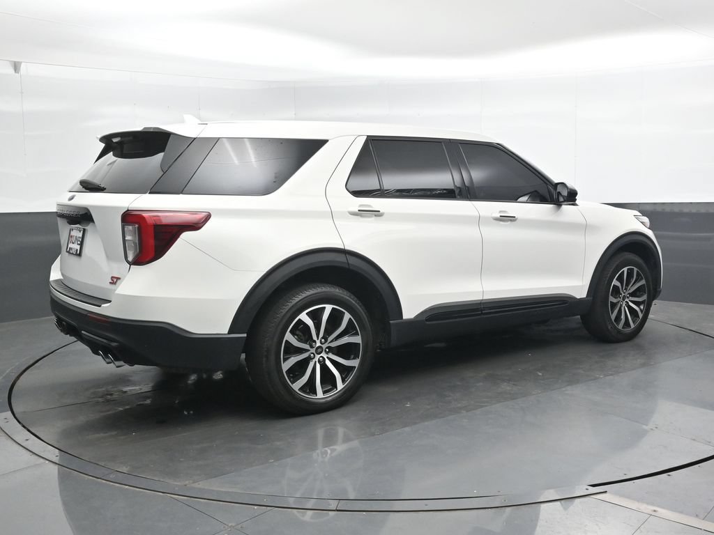 Used 2022 Ford Explorer ST AWD/4WD image 4