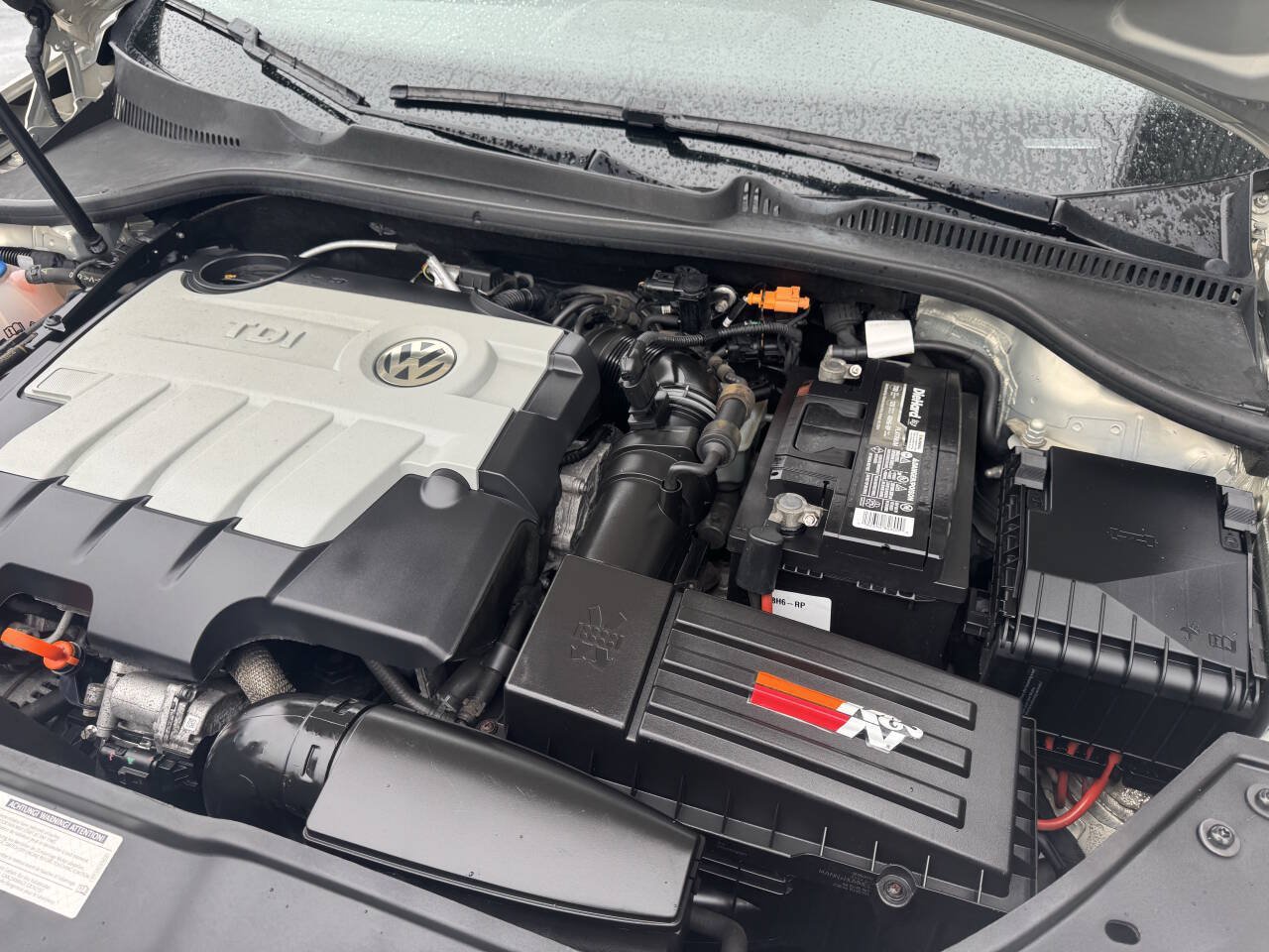Used 2010 Volkswagen Jetta TDI FWD image 12