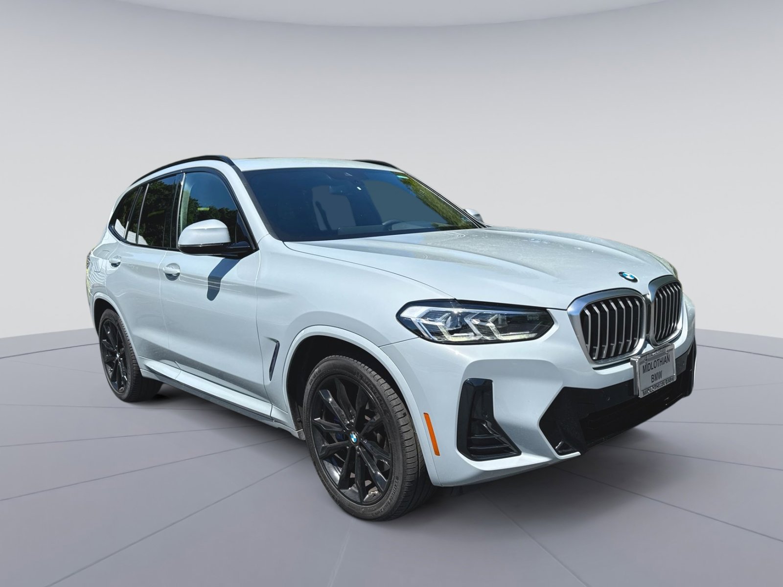 Used 2022 BMW X3 xDrive30i w/ M Sport Package 2