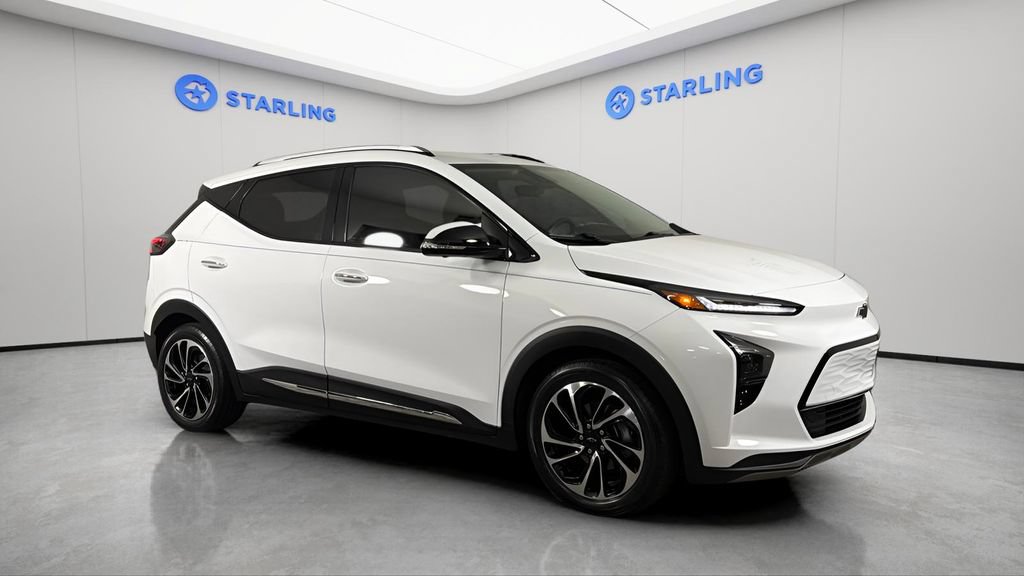 Certified 2023 Chevrolet Bolt EUV Premier FWD image 12