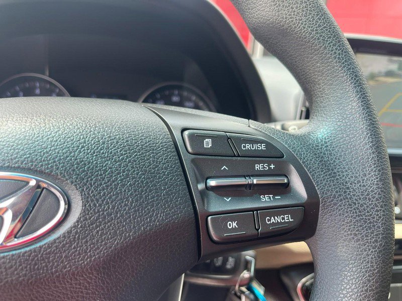 Used 2018 Hyundai Elantra GT image 27