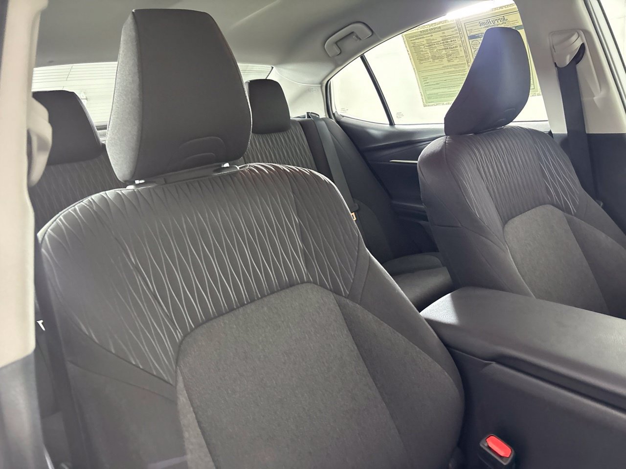 Used 2025 Toyota Camry LE FWD image 28