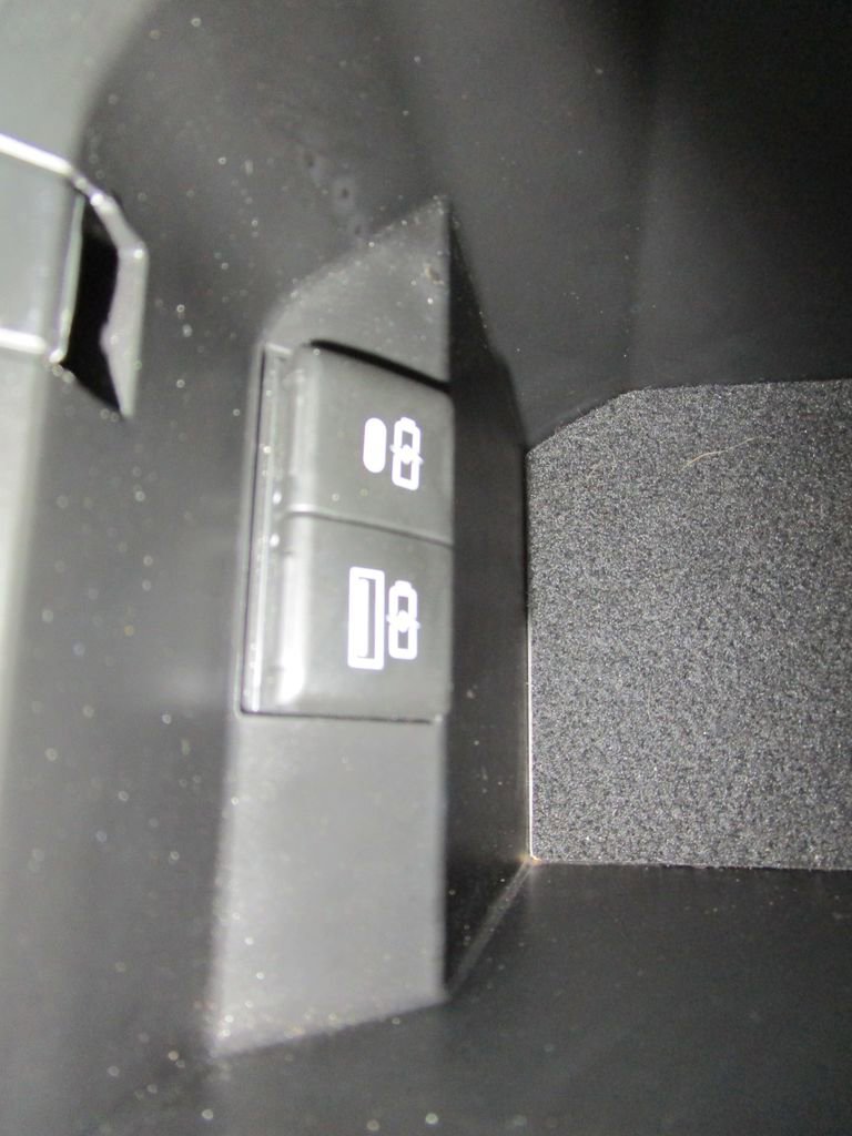 Used 2022 Toyota Camry LE image 36