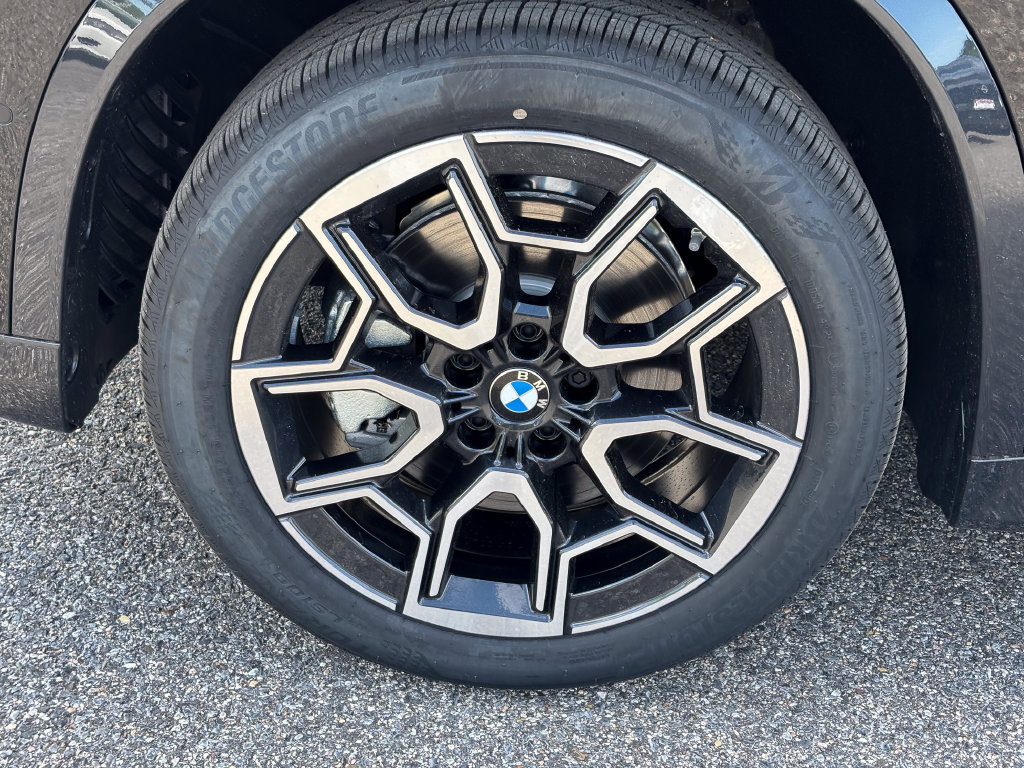 New 2026 BMW X1 xDrive28i w/ Technology Package AWD/4WD image 8