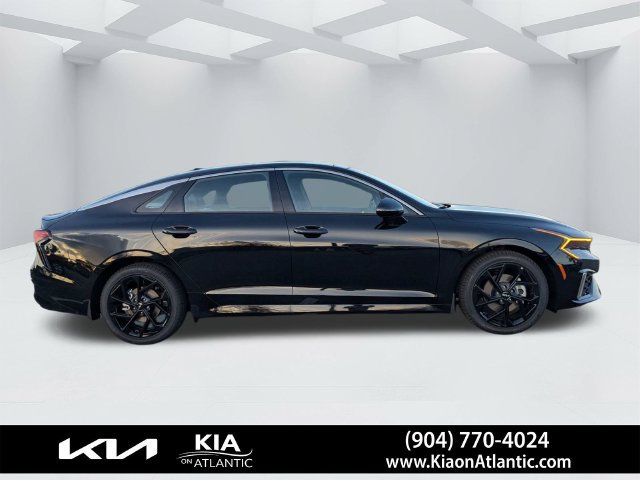 New 2027 Kia K5 GT-Line w/ GT-Line Premium Package FWD image 2
