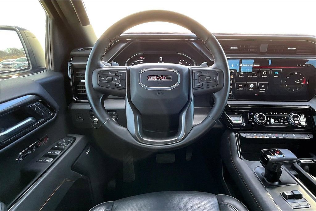 Used 2025 GMC Sierra 1500 AT4 w/ AT4 Premium Package image 7