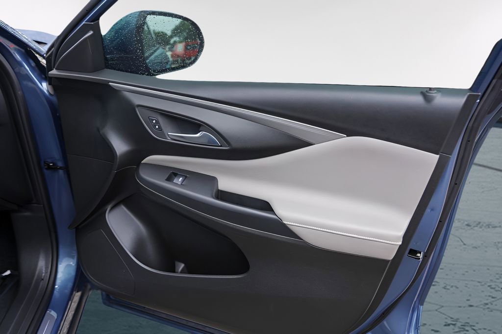 Used 2024 Buick Envista Preferred FWD image 30