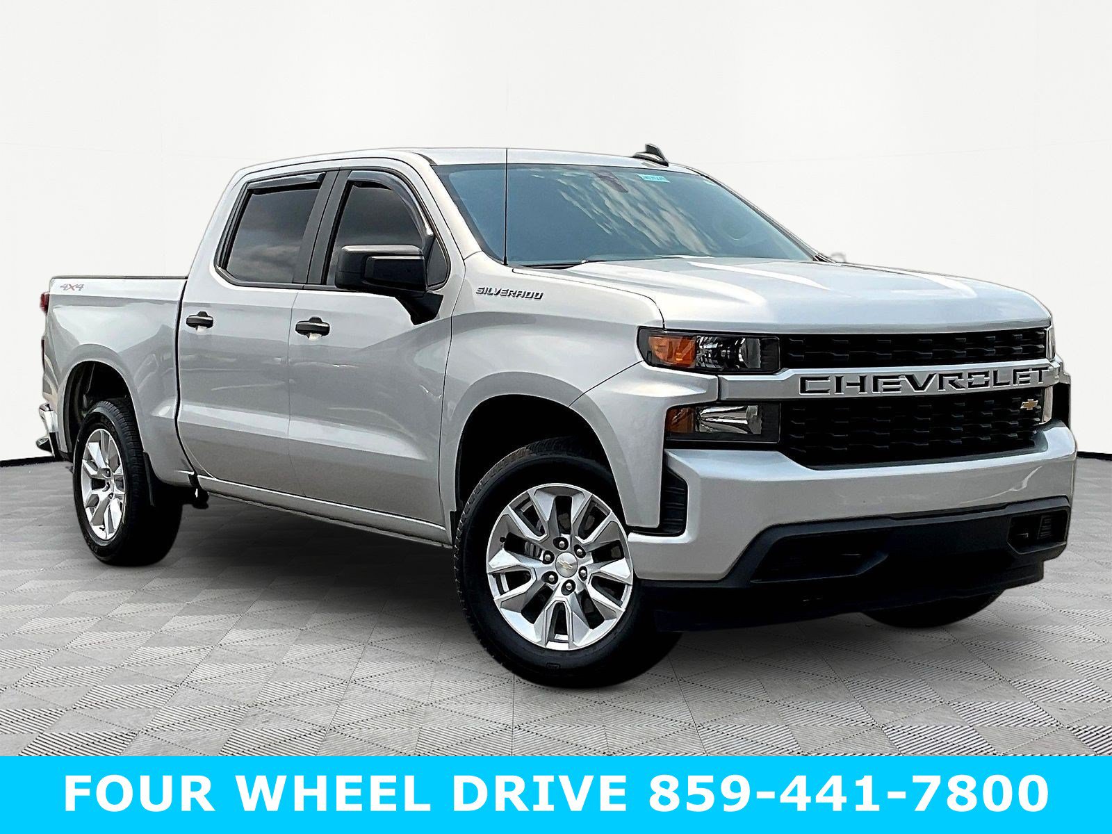 Used 2022 Chevrolet Silverado 1500 Custom AWD/4WD image 3