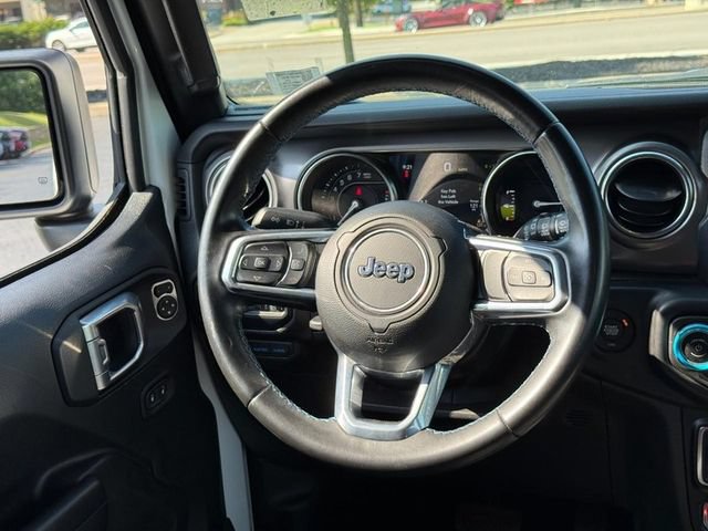 Used 2021 Jeep Wrangler Unlimited Rubicon 4xe AWD/4WD image 12