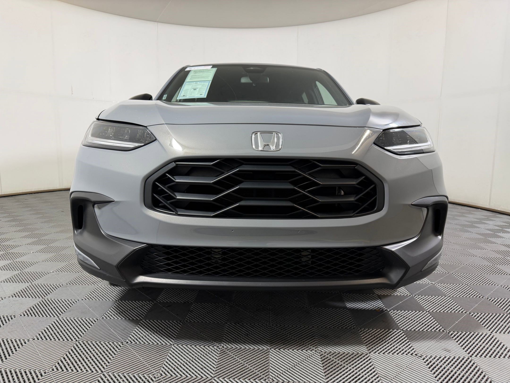 Certified 2025 Honda HR-V Sport image 5