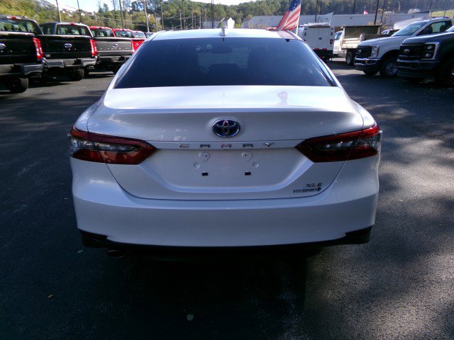 Used 2022 Toyota Camry XLE image 9
