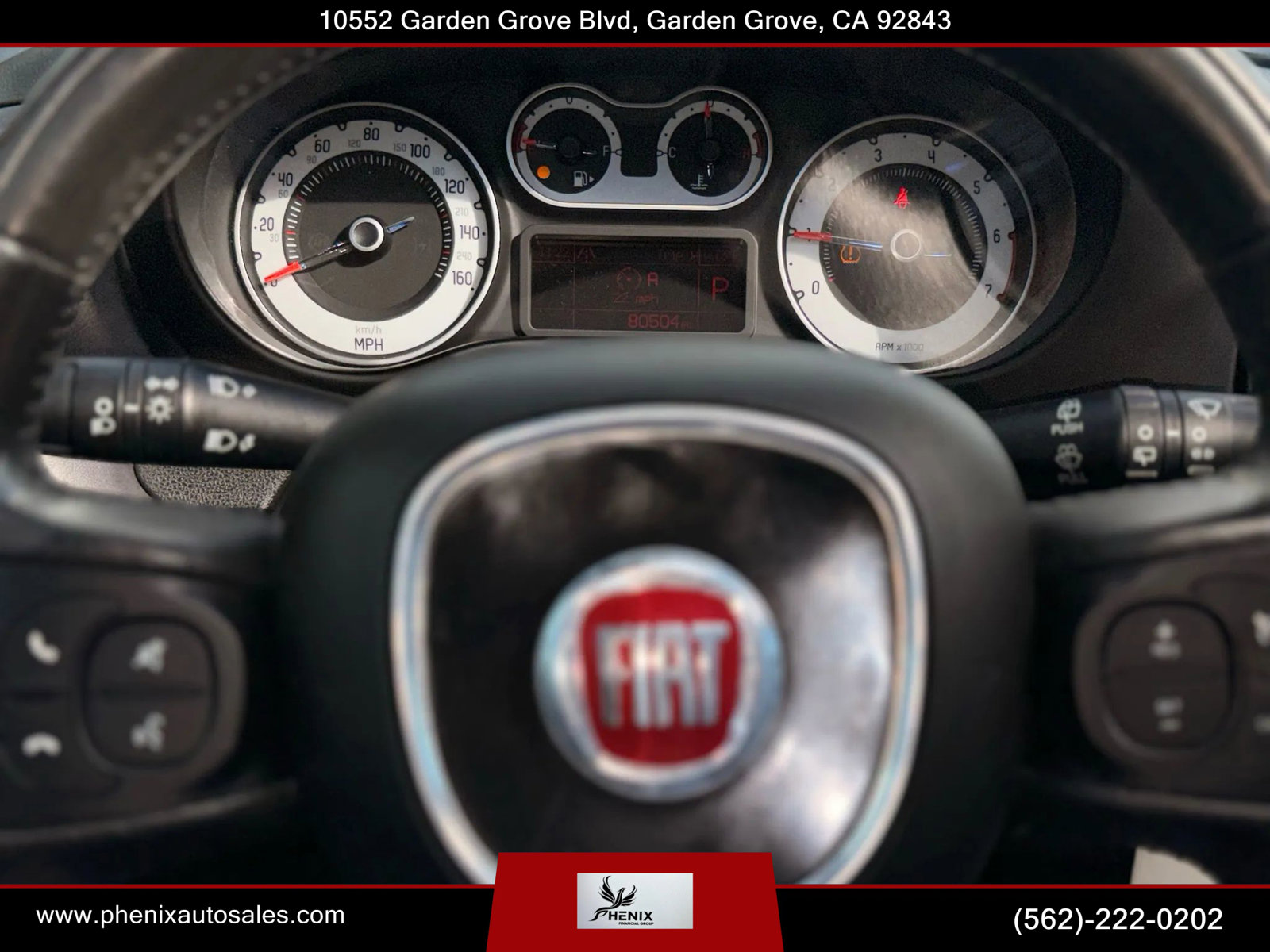 Used 2017 FIAT 500L Trekking w/ Dual-Pane Sunroof Package image 26