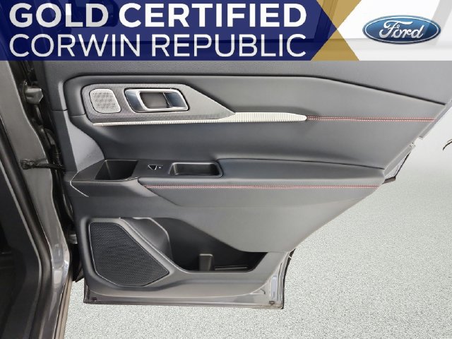 Used 2026 Ford Explorer ST w/ Sun And Sound Package AWD/4WD image 31
