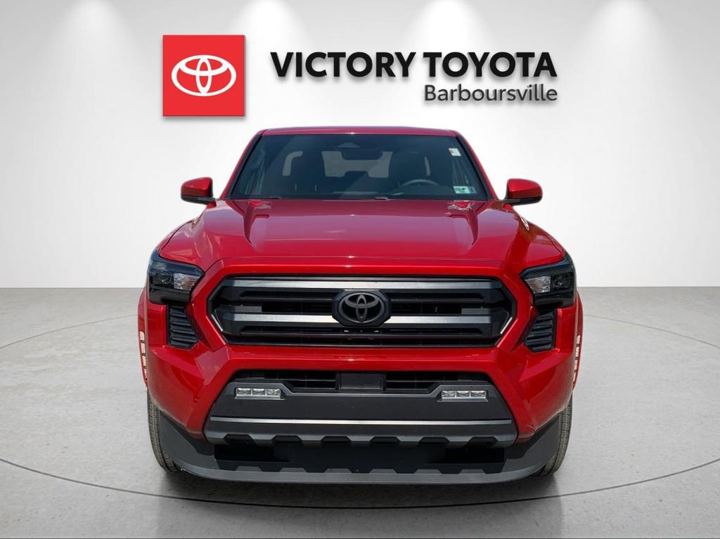 Used 2024 Toyota Tacoma SR5 AWD/4WD image 8
