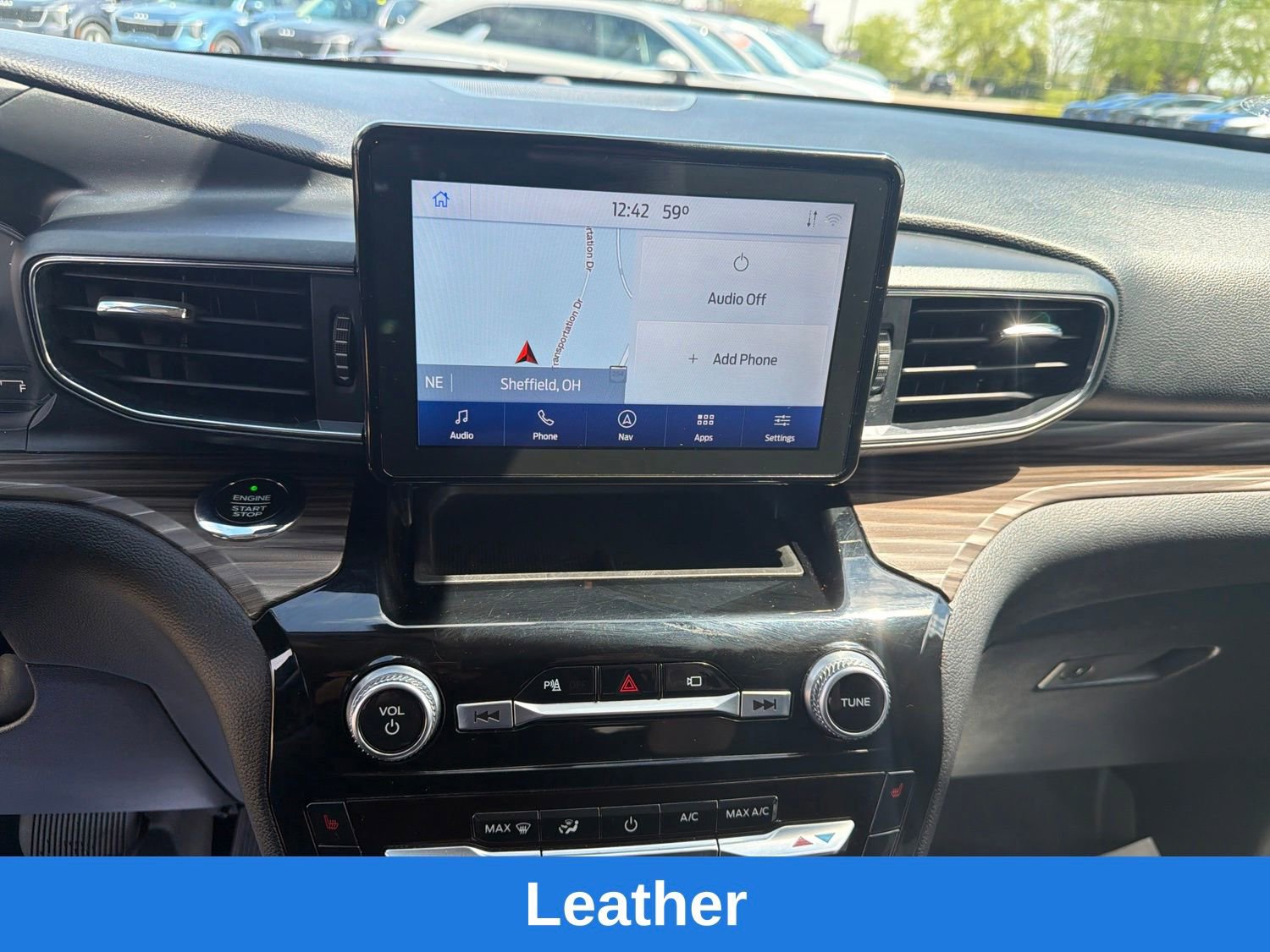 Used 2021 Ford Explorer Limited w/ Equipment Group 301A AWD/4WD image 13