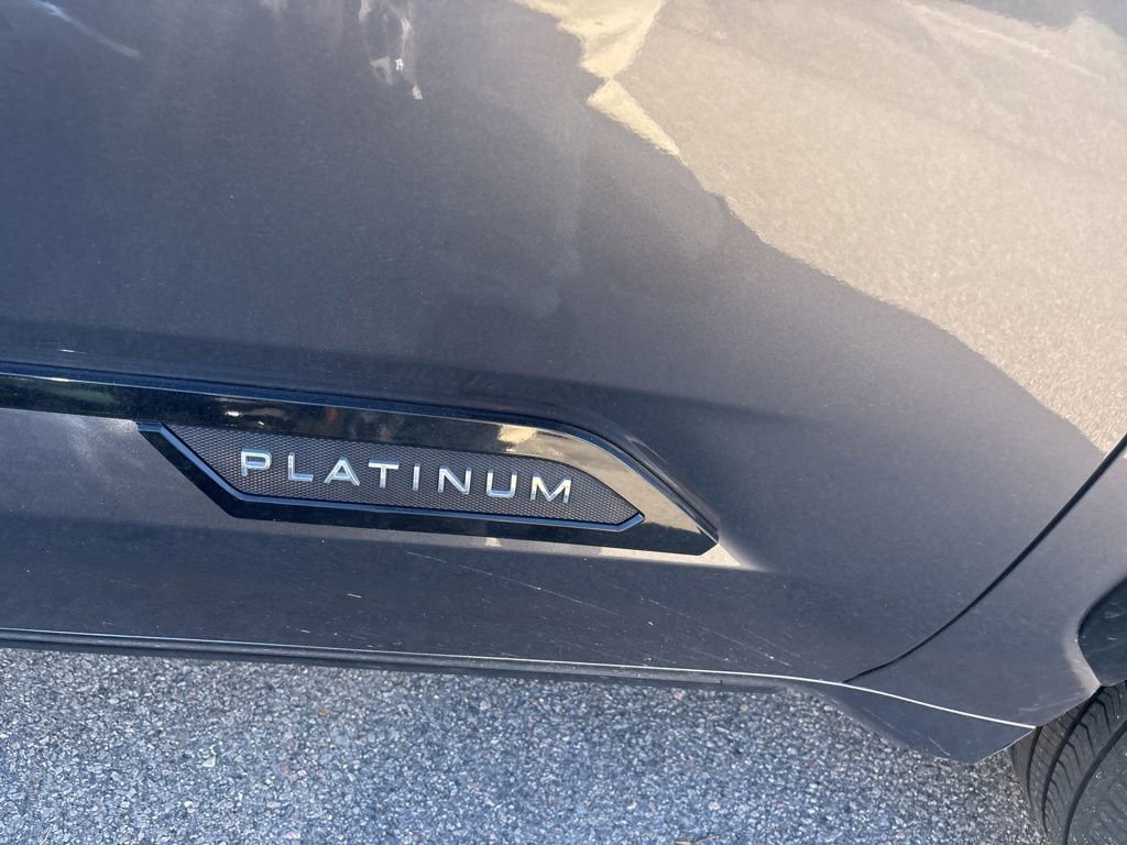Used 2023 Toyota Tundra Platinum image 12