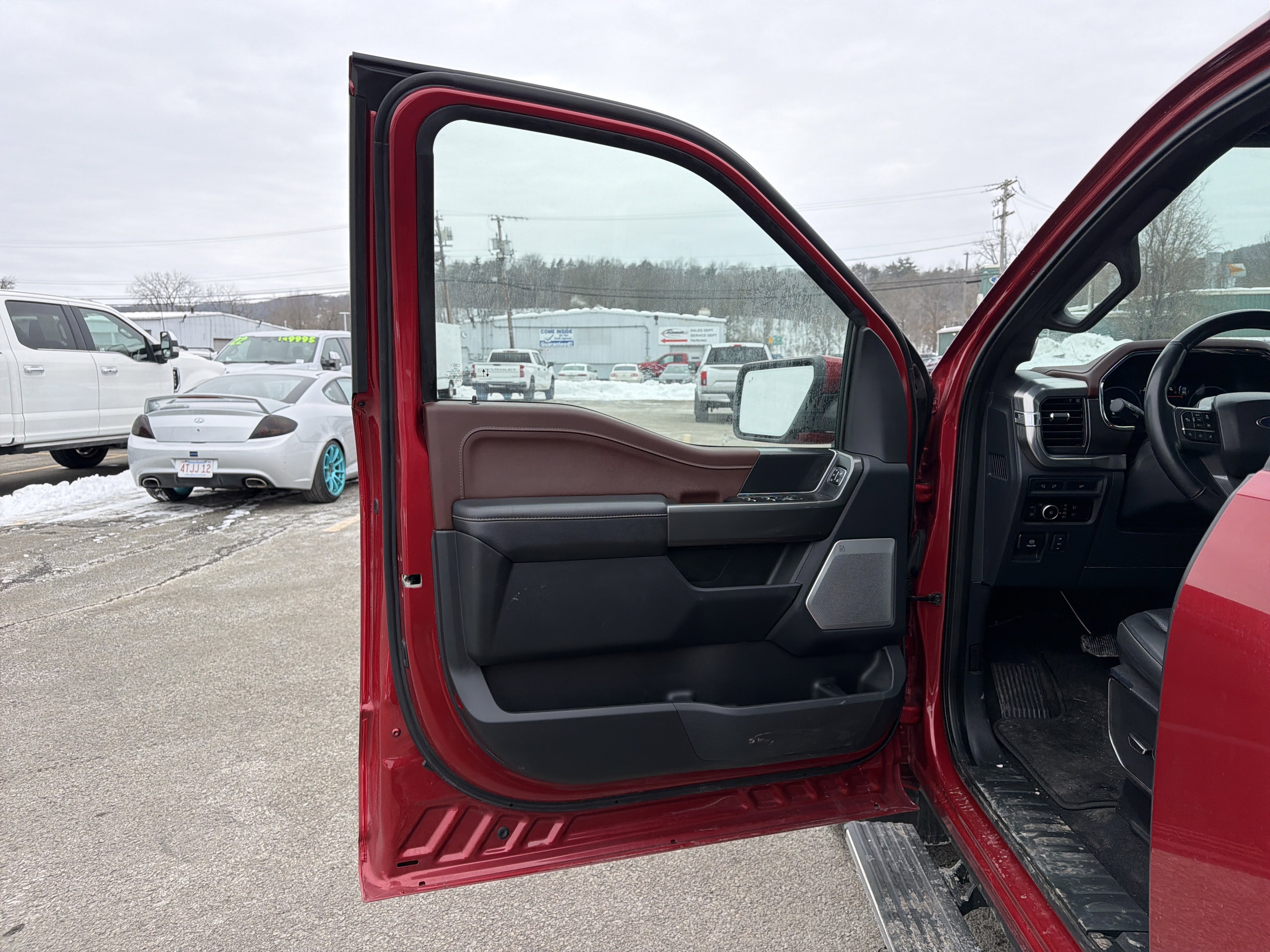 Used 2023 Ford F150 Lariat w/ Equipment Group 502A High image 11