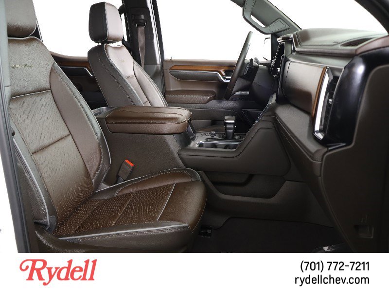 Used 2023 GMC Sierra 1500 Denali w/ Technology Package AWD/4WD image 12