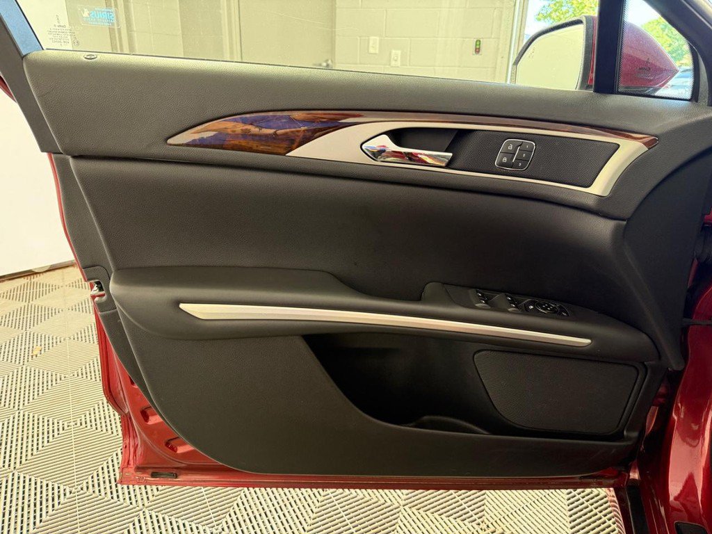 Used 2014 Lincoln MKZ AWD w/ Equipment Group 102A Reserve image 20