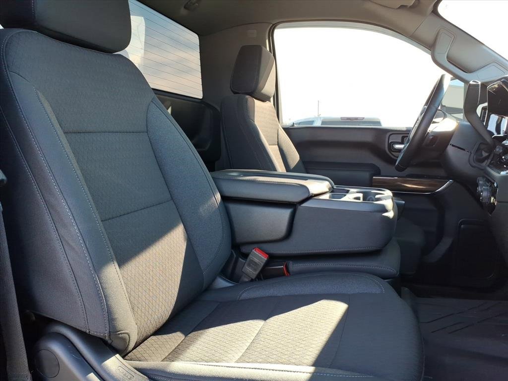 Used 2025 Chevrolet Silverado 3500 LT image 13