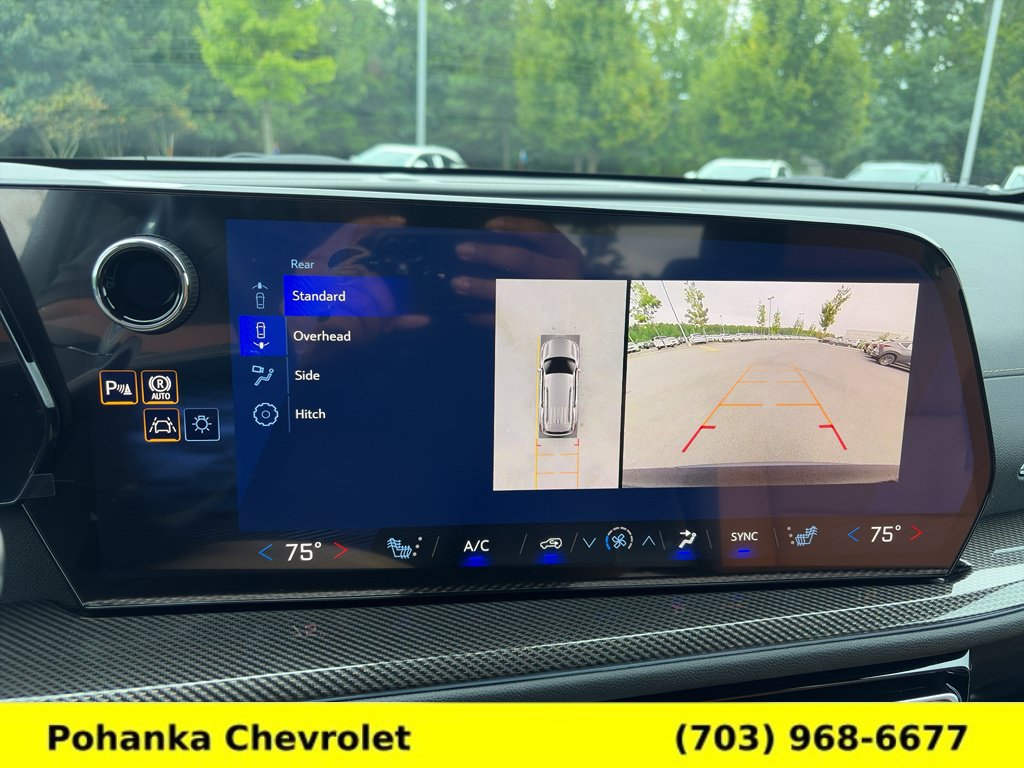 New 2027 Chevrolet Traverse Z71 w/ Driver Confidence Package AWD/4WD image 16