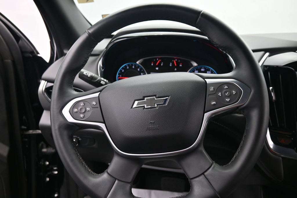 Used 2023 Chevrolet Traverse LT FWD image 20