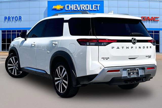 Used 2024 Nissan Pathfinder Platinum w/ Cargo Package AWD/4WD image 4