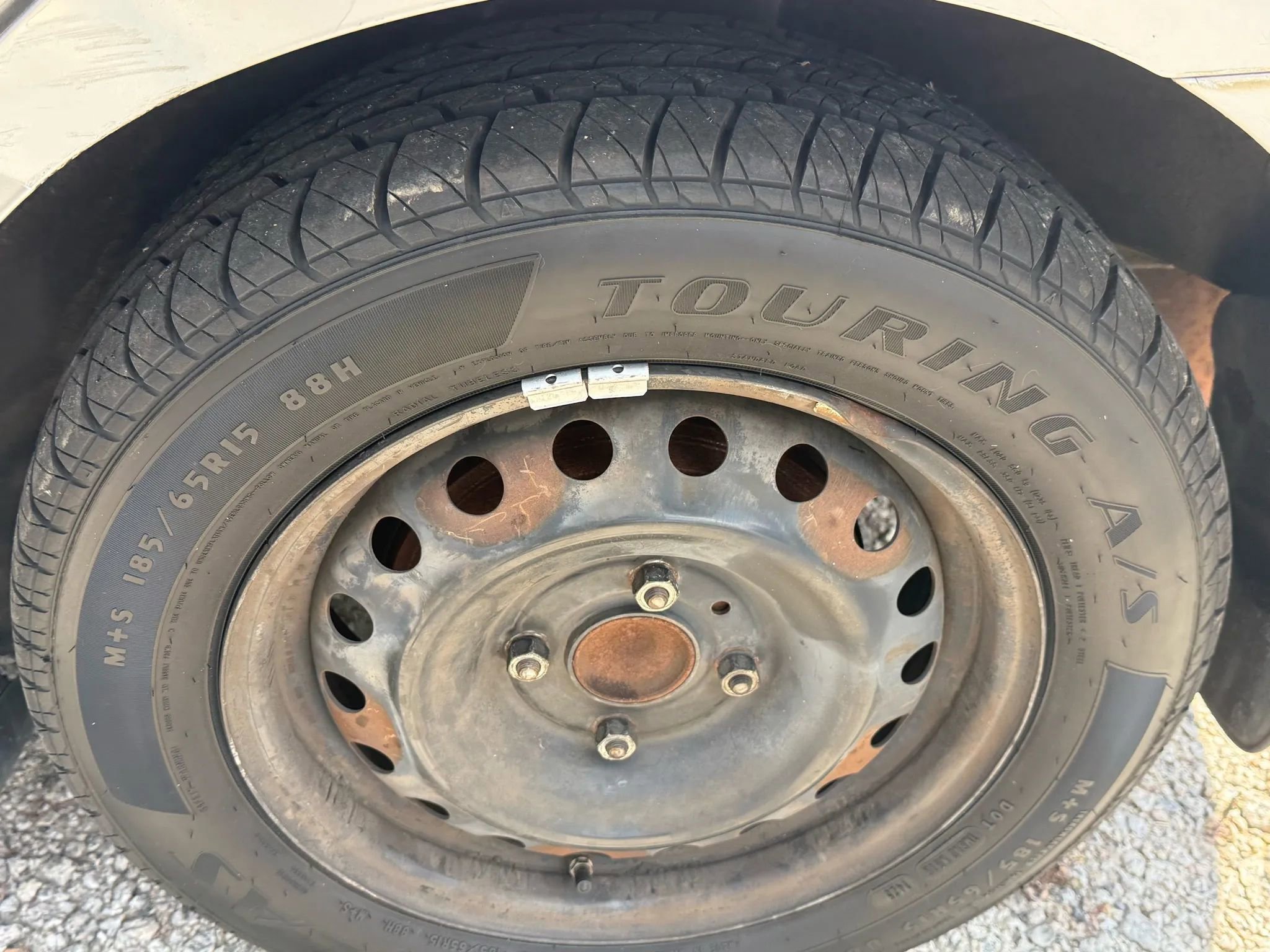 Used 2011 Nissan Versa 1.8 S w/ Plus Pkg image 7