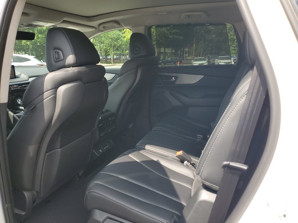 Certified 2024 Acura MDX w/ Technology Package FWD image 13