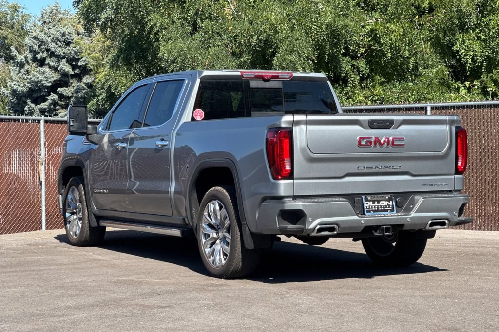 Used 2025 GMC Sierra 1500 Denali AWD/4WD image 9