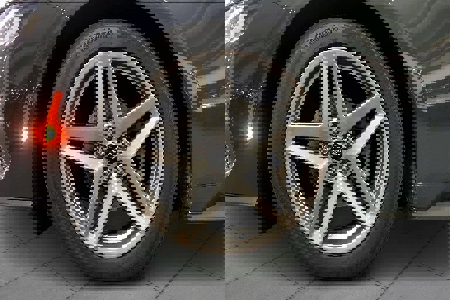 Used 2024 Ford Mustang Convertible image 10