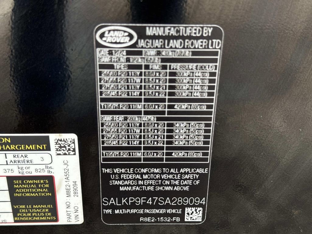 Certified 2025 Land Rover Range Rover SE image 30