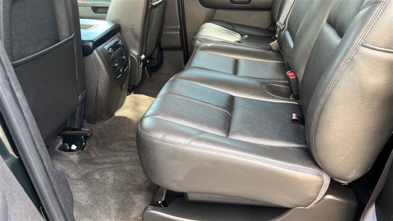 Used 2013 Chevrolet Avalanche LT RWD image 37