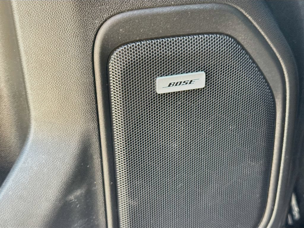 Used 2019 Chevrolet Silverado 1500 LTZ w/ LTZ Convenience Package AWD/4WD image 19