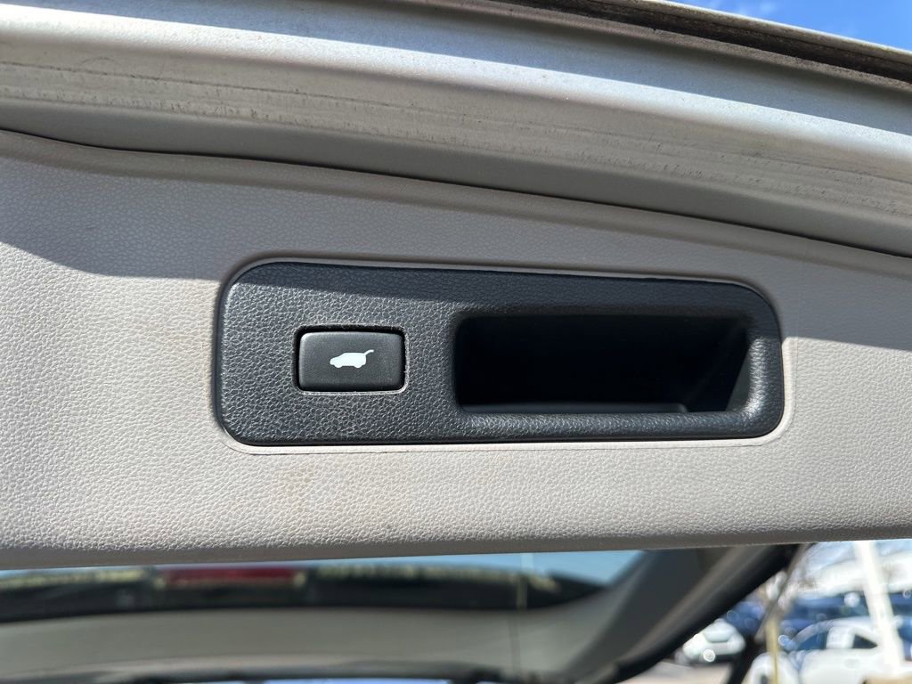 Used 2014 Honda Odyssey Touring image 11