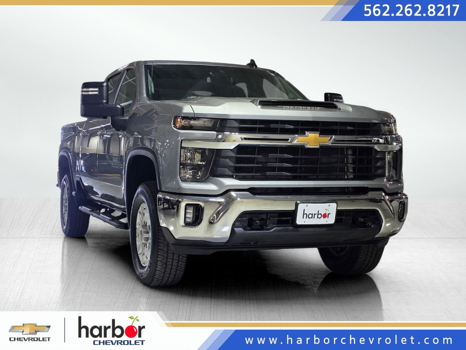 Used 2025 Chevrolet Silverado 2500 LT w/ Convenience Package AWD/4WD image 1